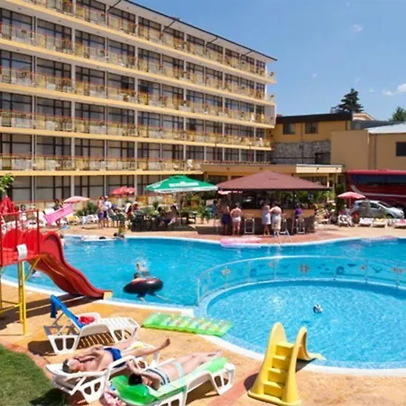 Хотел тракия гардън 3*