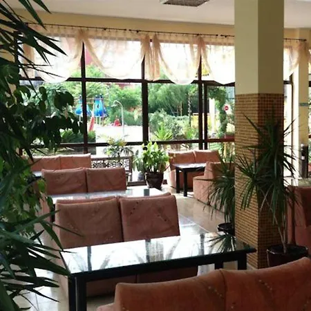 Trakia Garden ホテル サニービーチ